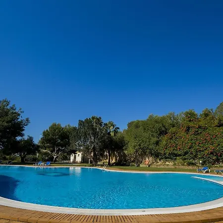 Ξενοδοχείο Campoamor 4*