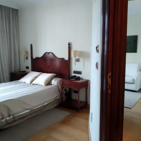 Ξενοδοχείο Campoamor 4*