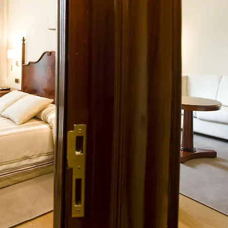 Campoamor Hotell Oviedo